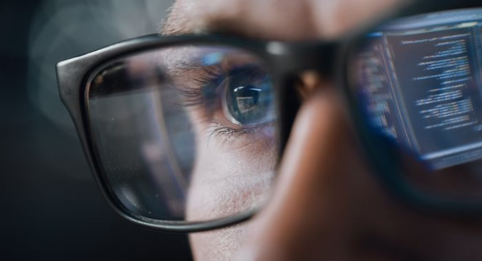coding eyeglasses article 700x380
